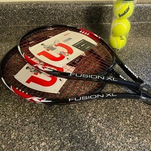 NWT WILSON FUSION XL TENNIS RACQUETS (2) & NEW TENNIS BALLS (3)